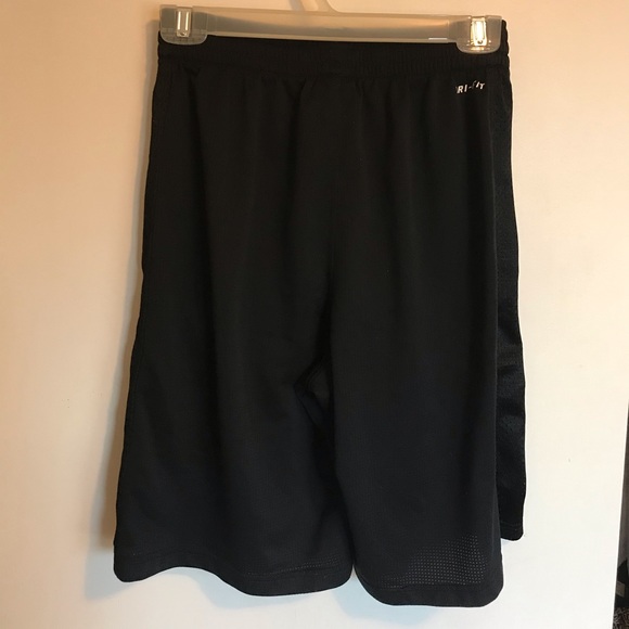 Nike Basketball Shorts - Picture 3 of 5